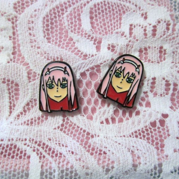 Darling Earrings~Hypoallergenic - Picture 4 of 4